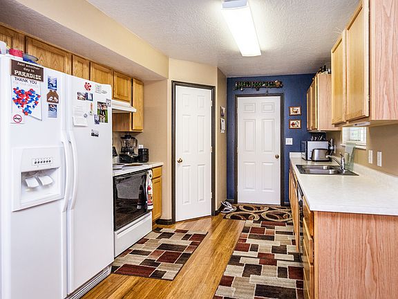 4th image of 2342 N Orchard Way