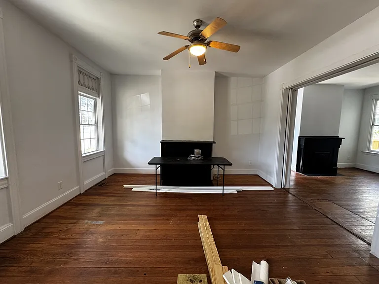 1507 Perry St — Photo 4