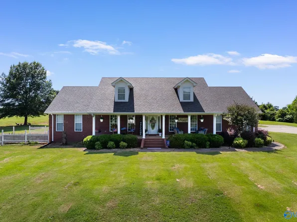 222 County Road 415, Killen, AL 35645