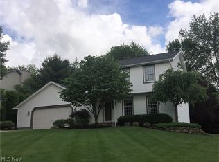6441 S Timberidge Dr, Youngstown, OH 44515