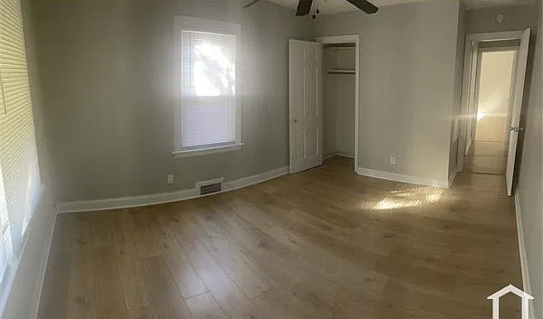 3 bed, 990 sqft, $1,500 — Photo 4