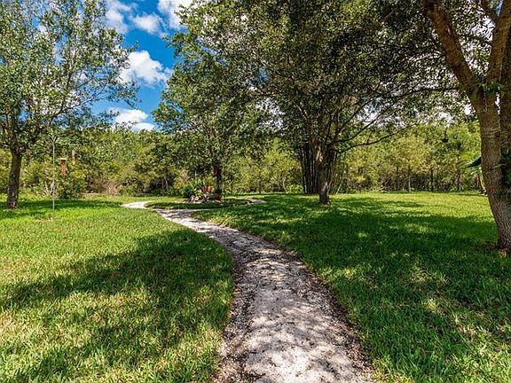 5th image of 5469 Los Palma Vista Dr