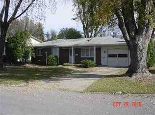 3079 San Salvador Dr, Waterloo, IA 50702