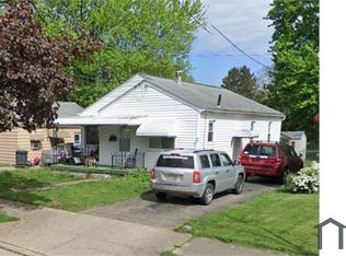 975 Clifford Ave, Akron, OH 44306