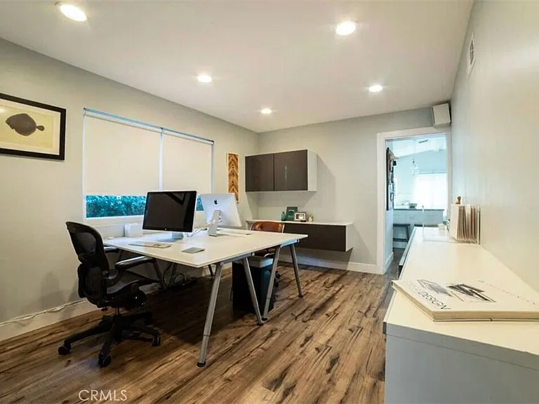 1530 Marine Ave — Photo 14