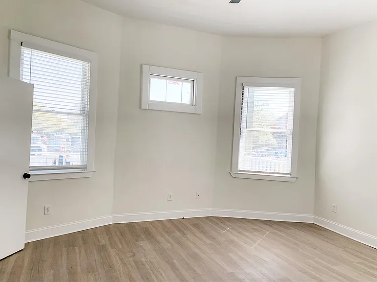711 Lincoln St #A — Photo 33