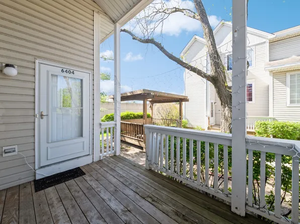 6404 Fremont Dr, Hanover Park, IL 60133