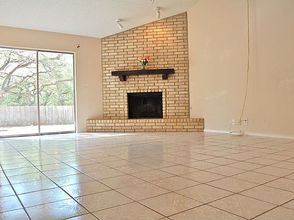 3rd image of 6014 Bloomwood St