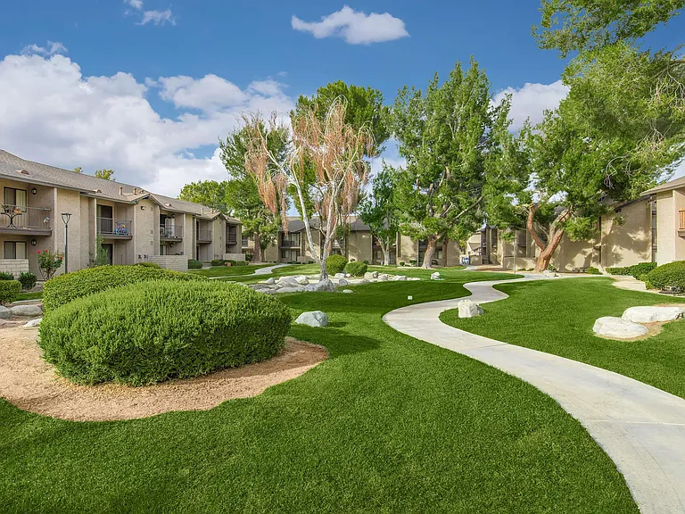 Sunset Ridge — Photo 18