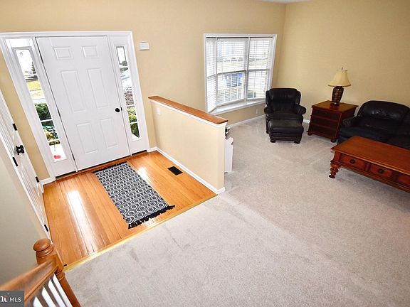 3rd image of 115 Marble House Dr