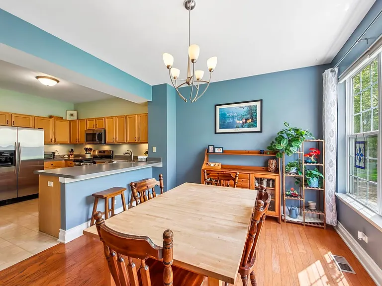 612 Shakespeare Dr — Photo 7