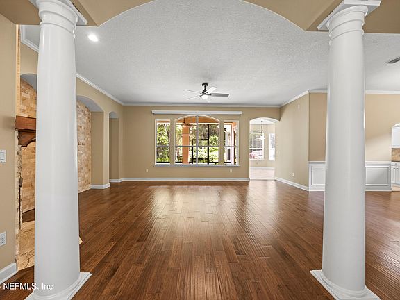 4th image of 252 SWEETBRIER BRANCH Lane