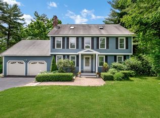 7 Redgate Dr, Andover, MA 01810