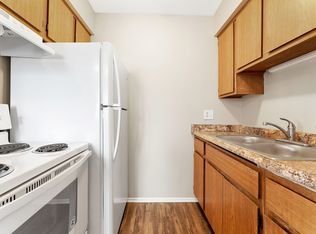 3934 Howe Rd #U, Wayne, MI 48184