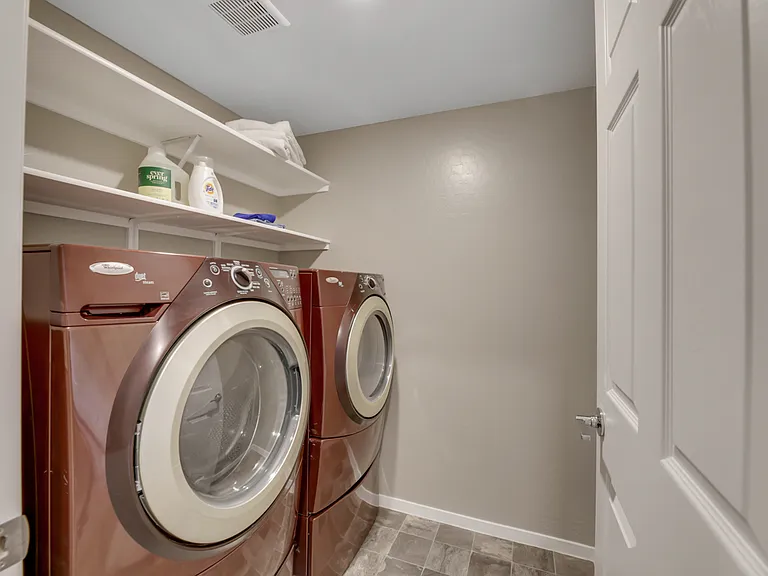 48 Alamere Falls Dr — Photo 23
