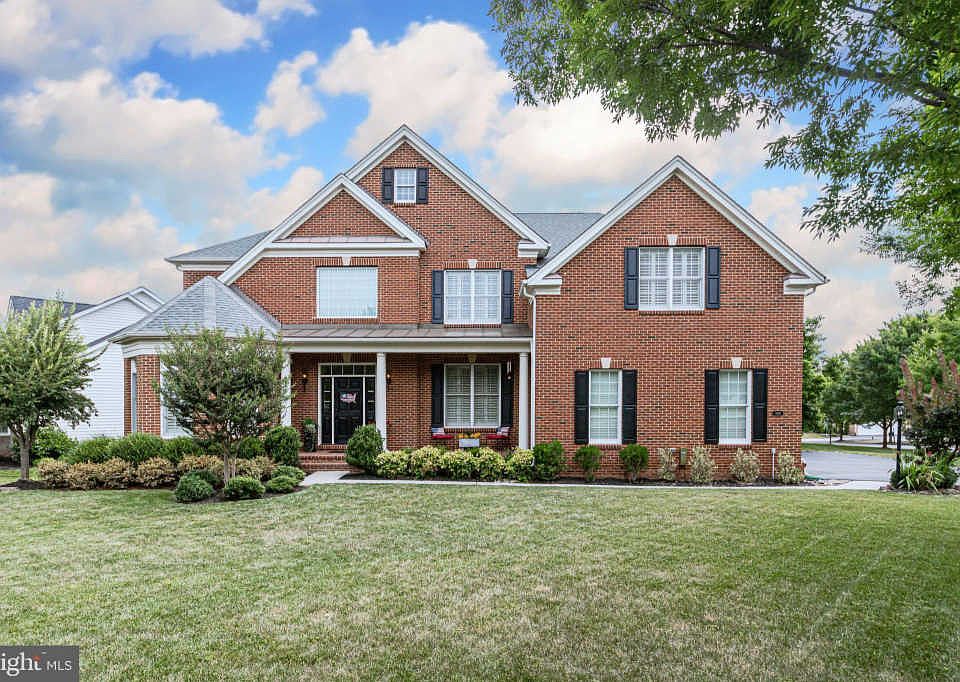 1st image of 5426 Fishers Hill Way