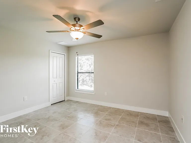 3712 Kittyhawk Dr — Photo 10