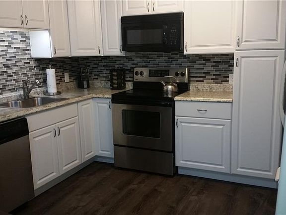 2nd image of 26 N Williams St