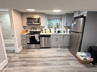 720 Portsmouth Ave #2, Kingston, ON K7M1W5