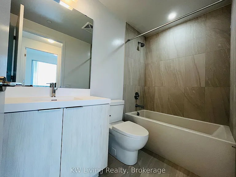 5858 Yonge St #2825 — Photo 4