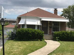 2429 S 10th Ave, Broadview, IL 60155