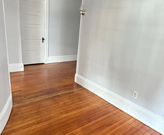 4th image of 16 Quint Ave #2B