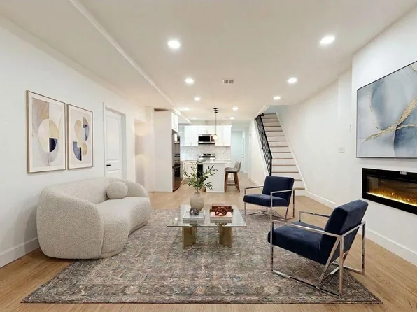 4649 Penn St, Philadelphia, PA 19124