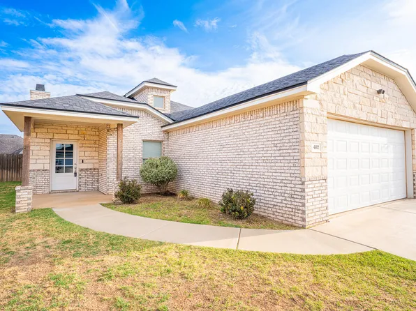 402 Cowboy Ln, Wolfforth, TX 79382