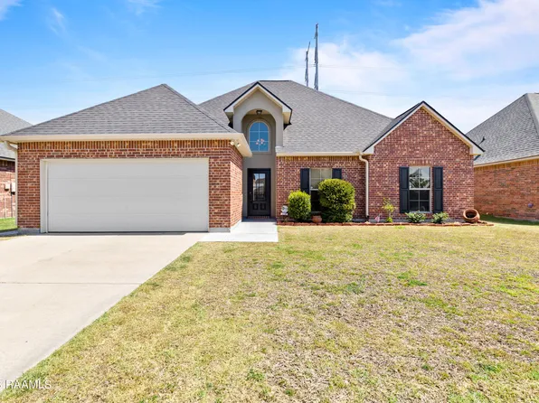 210 Lakefront Dr, Rayne, LA 70578
