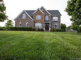 9912 Candlehill Dr, Mint Hill, NC 28227