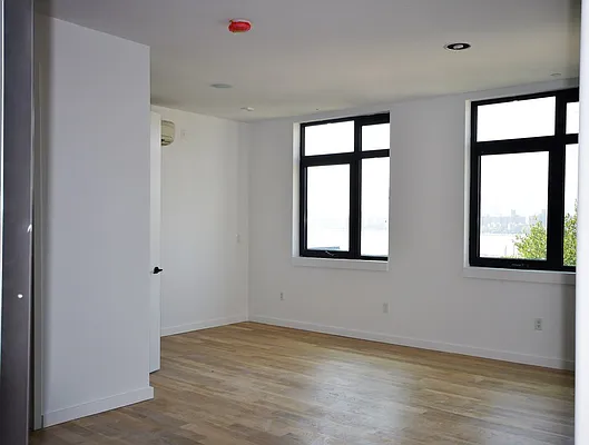 Rented by Simply Brooklyn Realty Inc | media 62