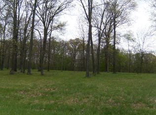 283 Fairway Dr, Pana, IL 62557