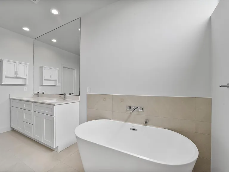 6809 Rocinante Ln — Photo 20