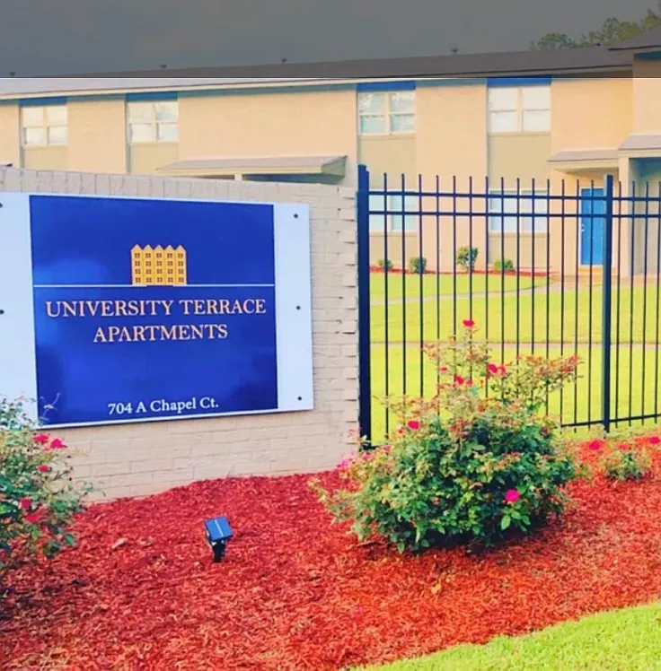 University Terrace Student Housing — Photo 1