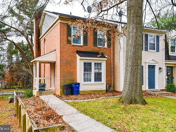 2nd image of 20569 Strath Haven Dr