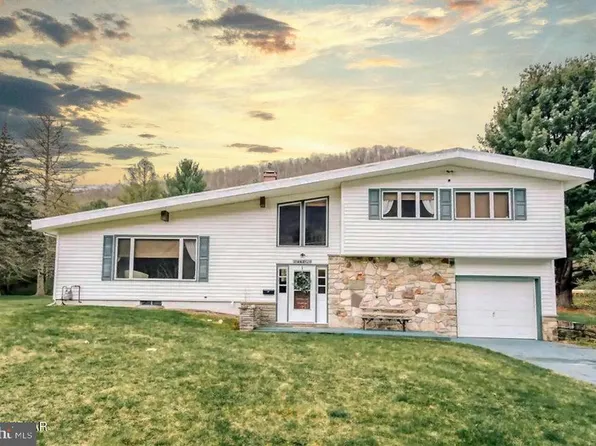 51 River St, Galeton, PA 16922