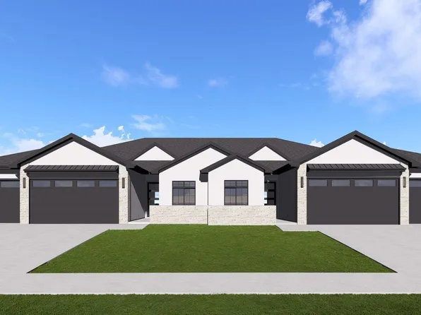 9732 Hillcrest Trl, Lincoln, NE 68520