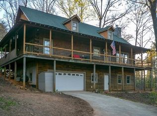 1069 Peaceful Valley Dr, Cleveland, GA 30528