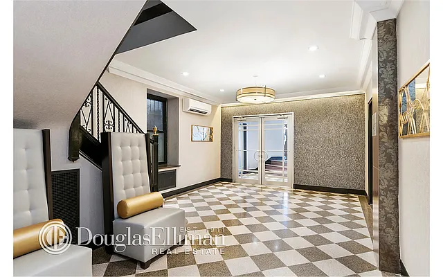 Rented by Douglas Elliman | media 33