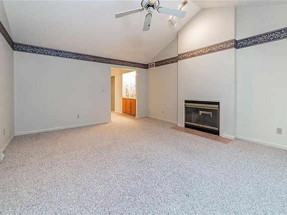 5th image of 4523 Oak Hill Blvd