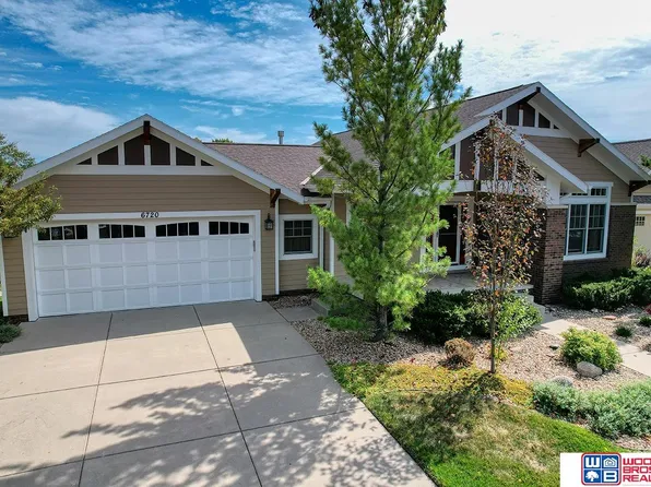 6720 NW 3rd St, Lincoln, NE 68521