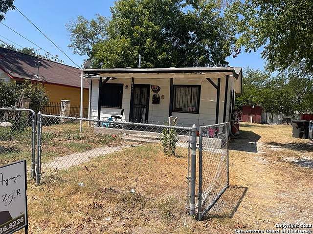 1st image of 1321 Dahlgreen Ave