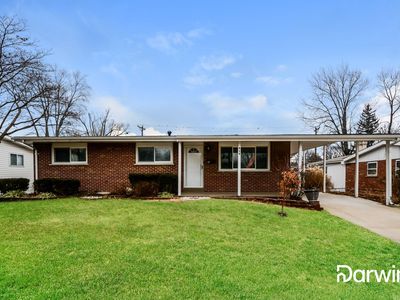 819 Riderwood Dr, Hazelwood, MO, 63042