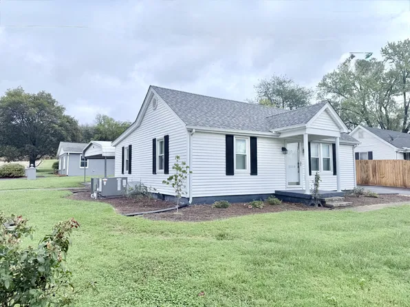 2210 Princeton Rd, Hopkinsville, KY 42240