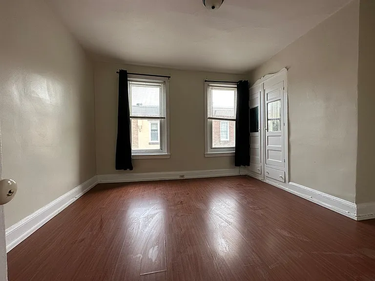 2422 S Mildred St — Photo 7