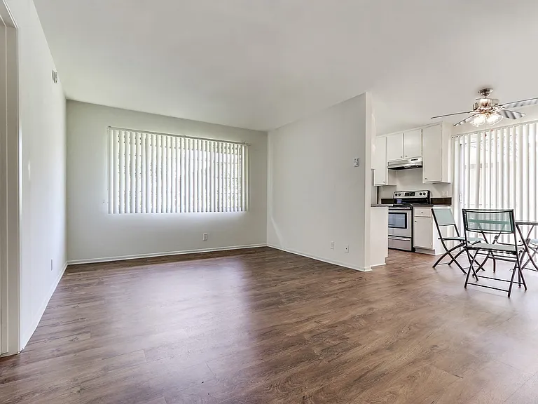 1737 Stoner Ave — Photo 16