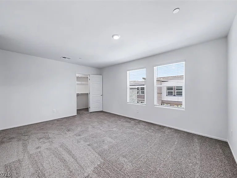 7368 Joanna Brook St — Photo 11
