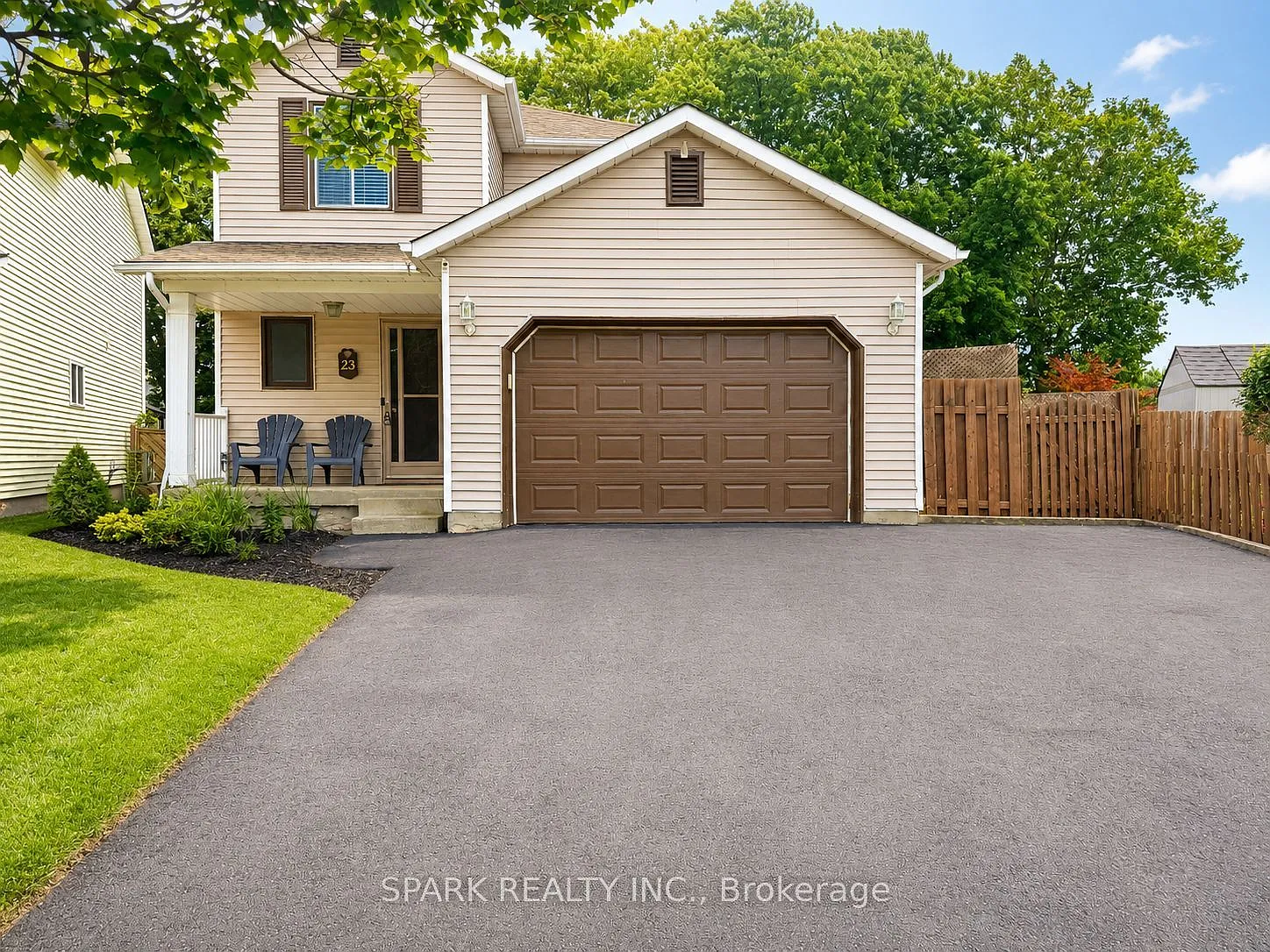 4 bed, $2,850 — Photo 1