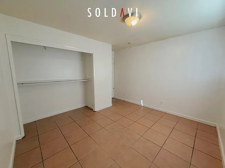 1976 Edwards Ave #1 — Photo 13