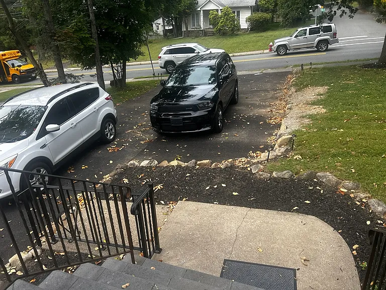 32 E Grand Ave — Photo 2